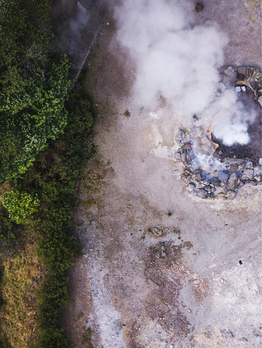 火山温泉水